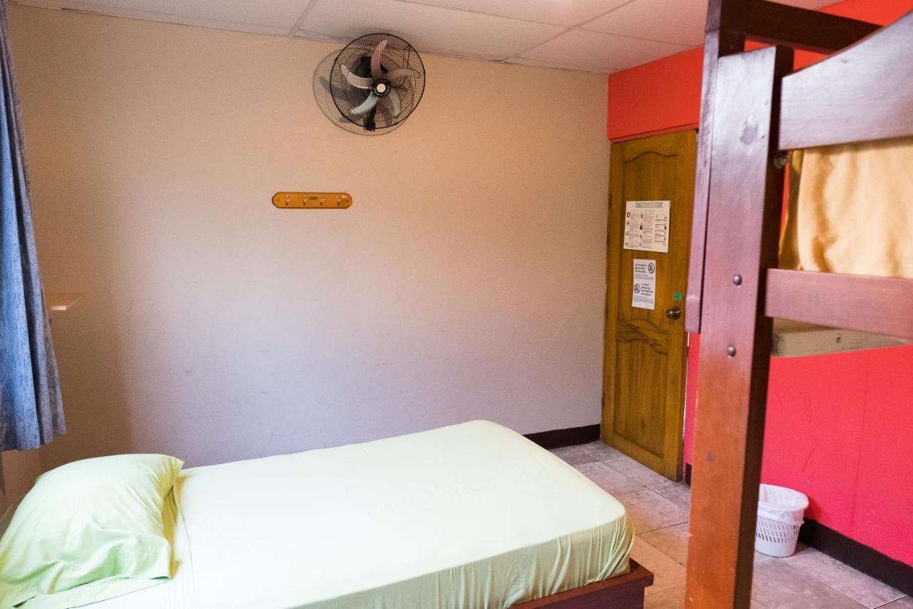 Hostel Nucapacha Guayaquil Buitenkant foto