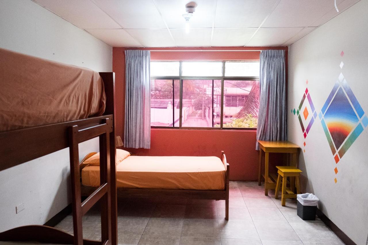 Hostel Nucapacha Guayaquil Buitenkant foto